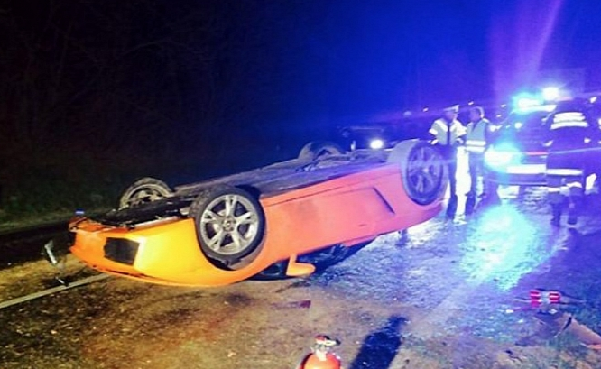 Lamborghini crash 