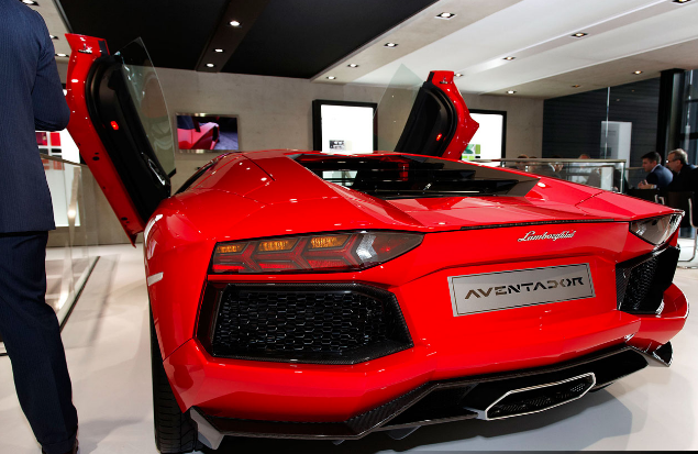 Lamborghini Aventador roadster