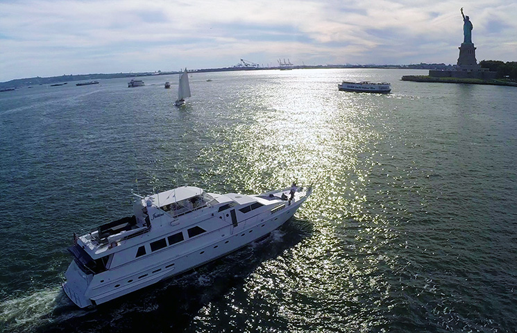 tint Scheiden Verheugen Yacht Justine now sailing from Jersey City - Imagine Lifestyle Luxury  Rentals